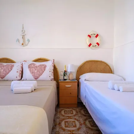 With Sea Views In Relax In Style *
